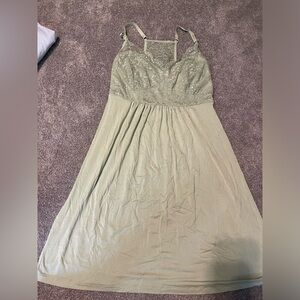 Kindred Bravely nursing and maternity night gown